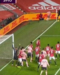 狗子28 app-【英超】史上首次领头羊主场负副班长！曼联1比2落败